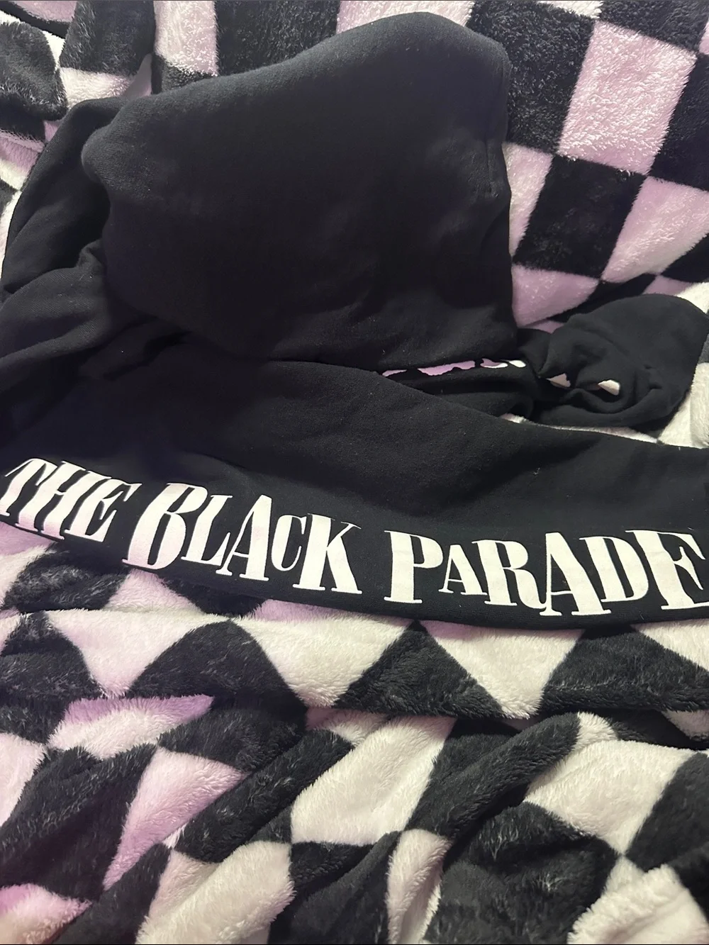 My Chemical Romance Black Cropped Hoodie with Pink Graphic - Picture 3 of 6
